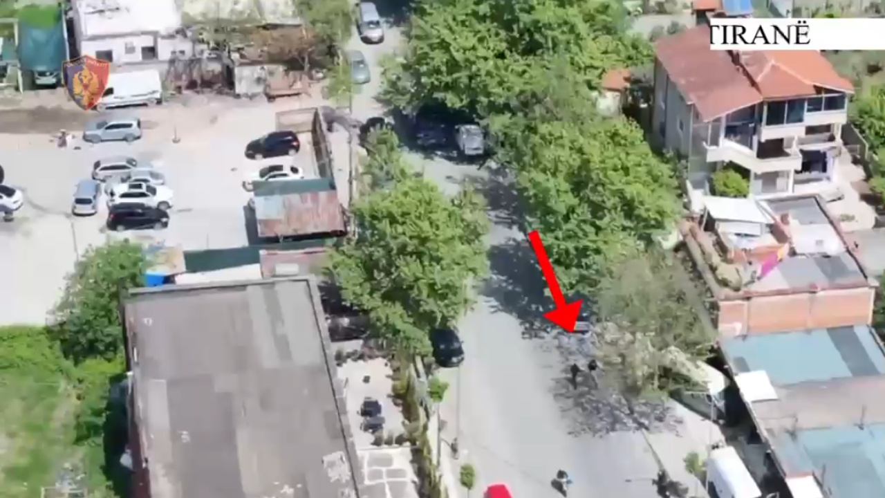 Transportonte armë me makinë me qëllim shitjen, arrestohet 48-vjeçari në Tiranë