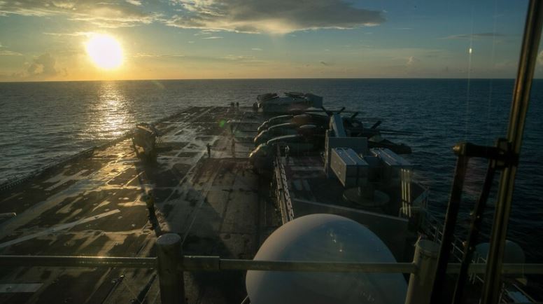 Hyn në fuqi bllokada detare e Trump: Çdo anije iraniane që afrohet do të shkatërrohet