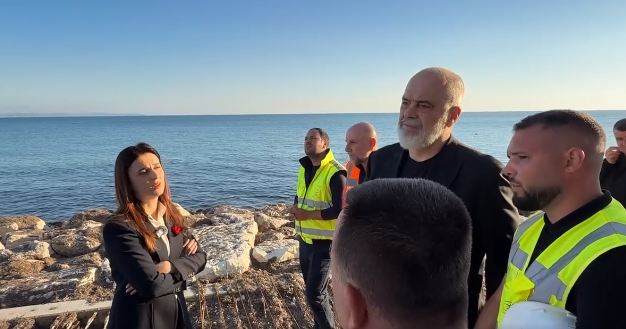 Një projekt i rilindur në zemër të Durrësit, Rama inspekton punimet në shëtitoren “Taulantia” (VIDEO)