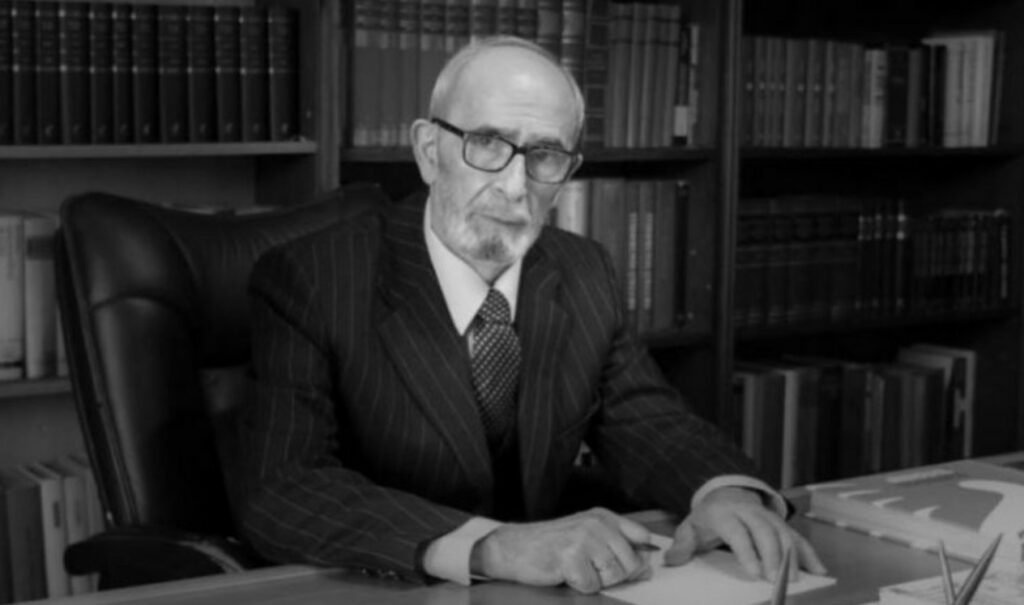 Ndahet nga jeta në moshën 89-vjeçare akademiku Rexhep Qosja