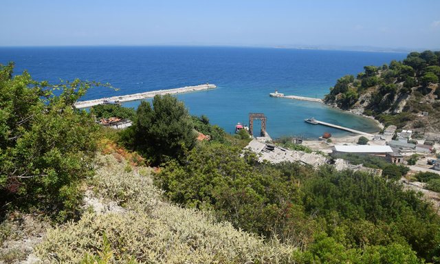 BIRN: Dy miliarderë nga Katari dhe një rrjet kompleks kompanish pas projektit të Sazanit