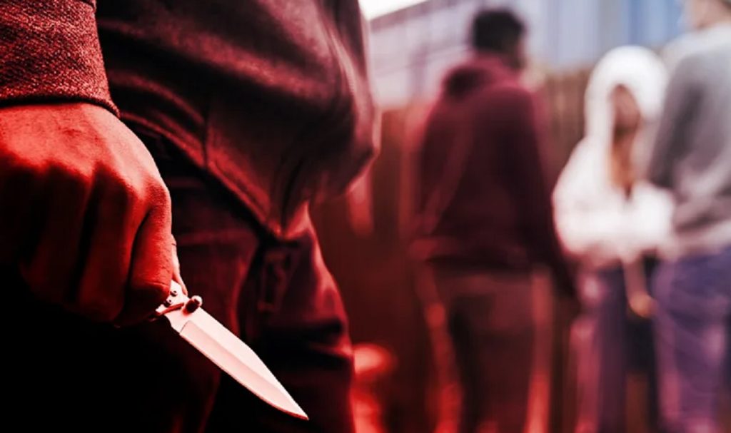 Sherr me thika mes 9 të rinjve në Vlorë, mes tyre 4 të mitur