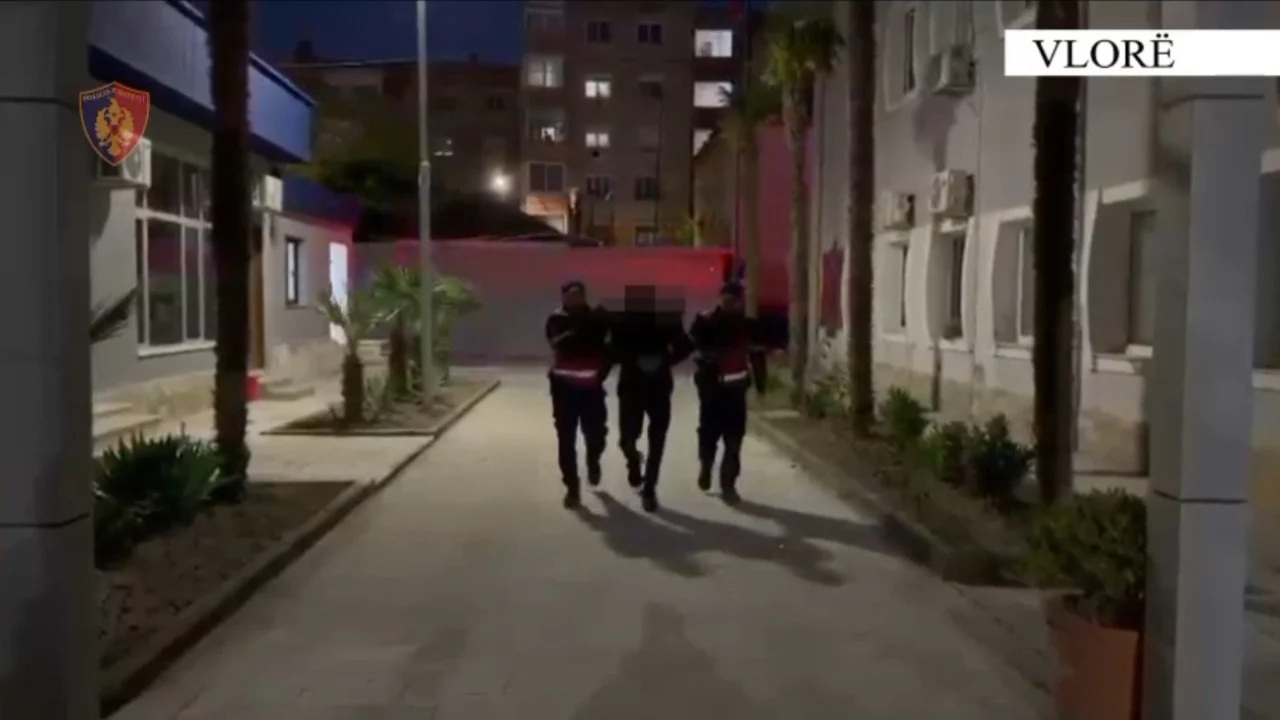 E kishte kthyer banesën në ‘bazë’ për përgatitjen e drogës, arrestohet 53-vjeçari në Vlorë, sekuestrohet kokaina