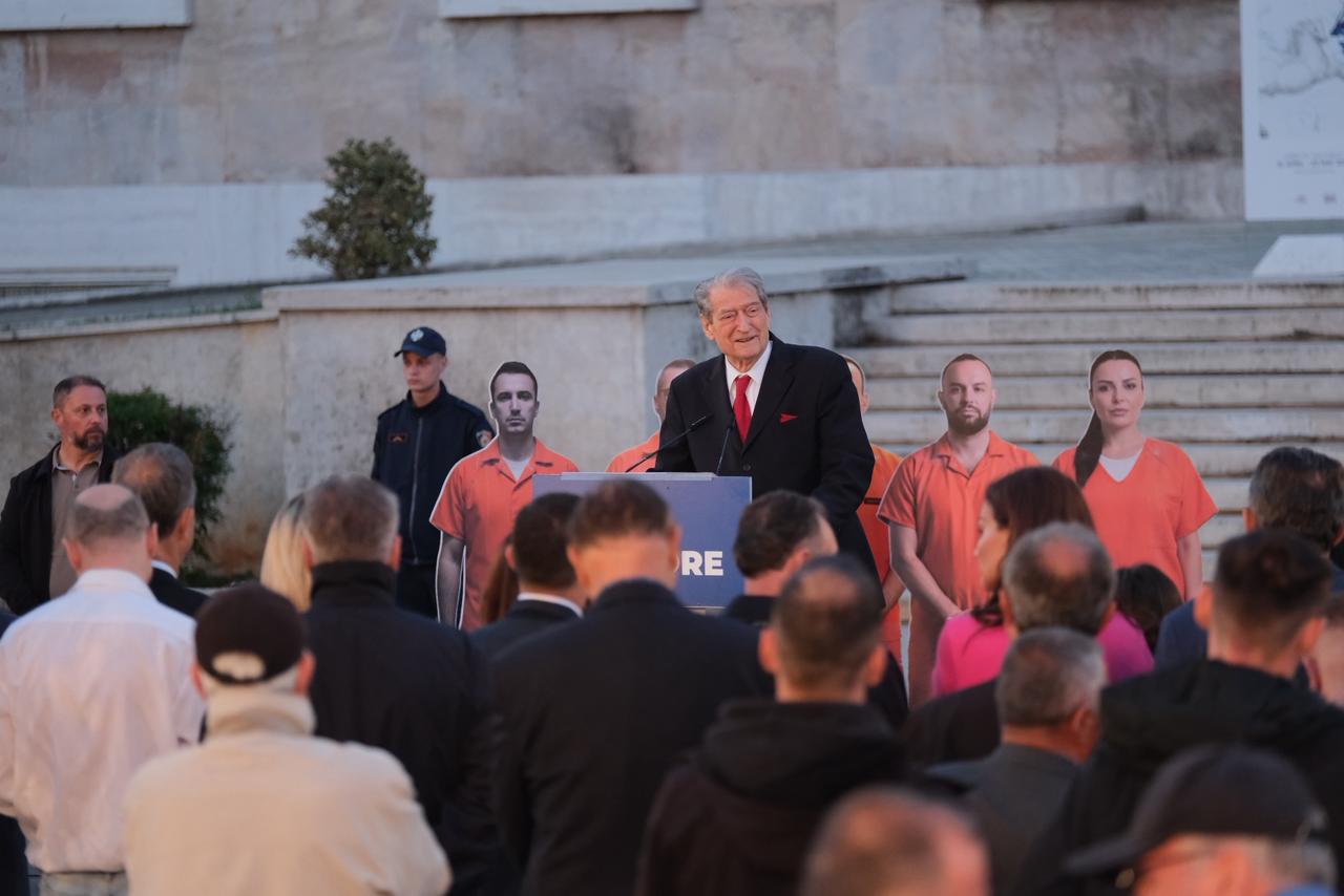 Berisha: 8 maji do jetë protestë për familjen, për vogëlushët tanë, për jetën, sigurinë dhe të ardhmen e tyre