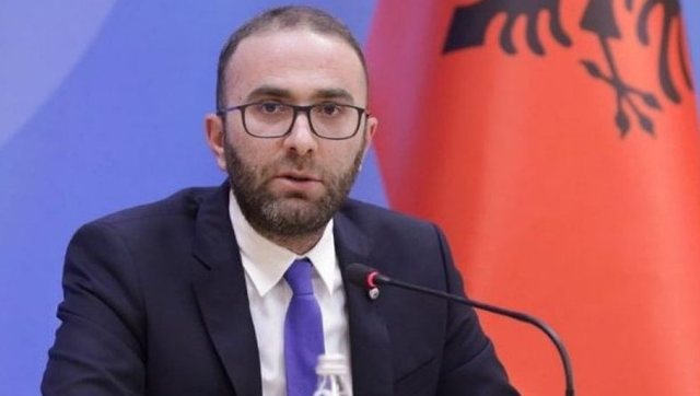Ndalimi i studentëve nga policia maqedonase/ Bardhi: Skandaloze që të rinjtë shqiptarë trajtohen si kriminelë!