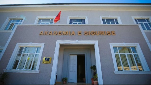 Helmimi i studentëve të Akademisë së Sigurisë/ AKU zhbllokon aktivitetin e subjektit SORI-AL, pasi analizat rezultuan brenda normave