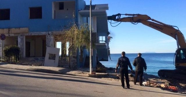 Arrestohet drejtori i Inspektoratit të Mbrojtjes së Territorit në Himarë për shpërdorim detyre