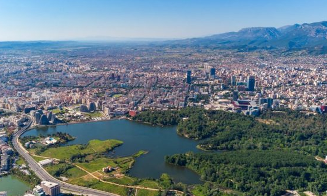 “La Vanguardia”: Shqipëria në qendër të udhëtimit magjepsës në Ballkan