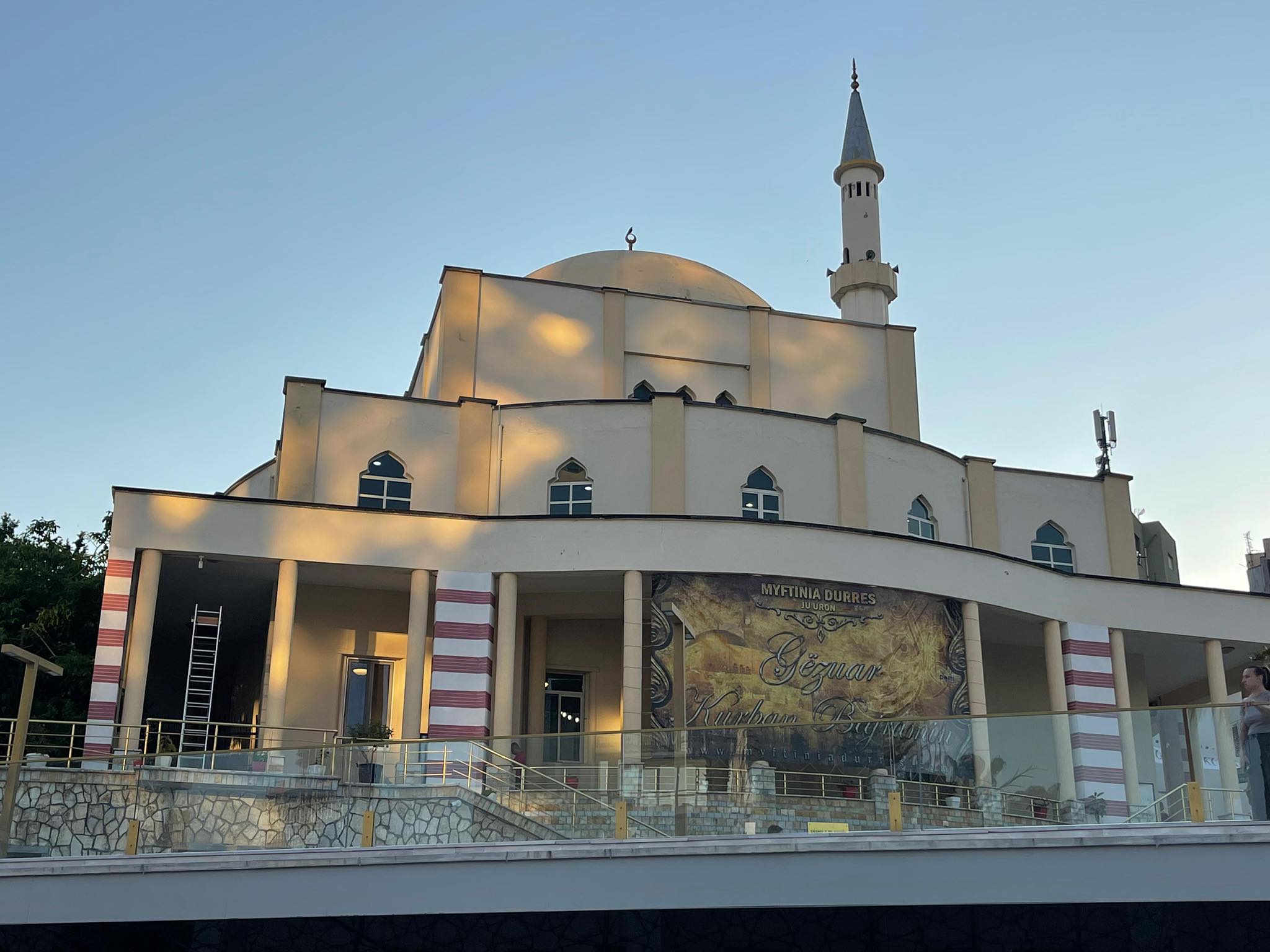 Sako uron Kurban Bajramin: Paqe, harmoni dhe mirësi në çdo vatër familjare!