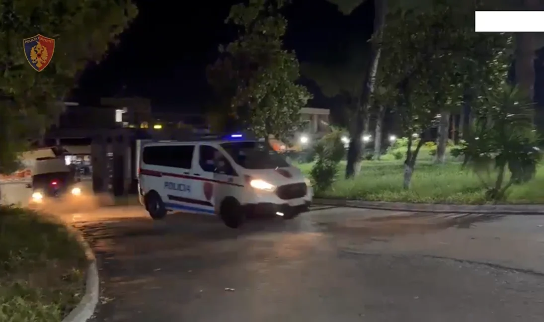 Me kallashnikov dhe municion luftarak, arrestohet 43-vjeçari në Fier