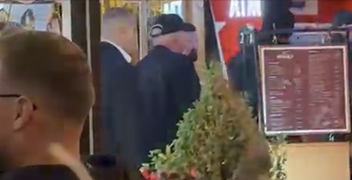 Nga kush po ruhet? Pas daljes nga qelia, Cllevio ‘bllokon’ Kalanë e Tiranës, del shëtitje i rrethuar nga bodyguard-ët