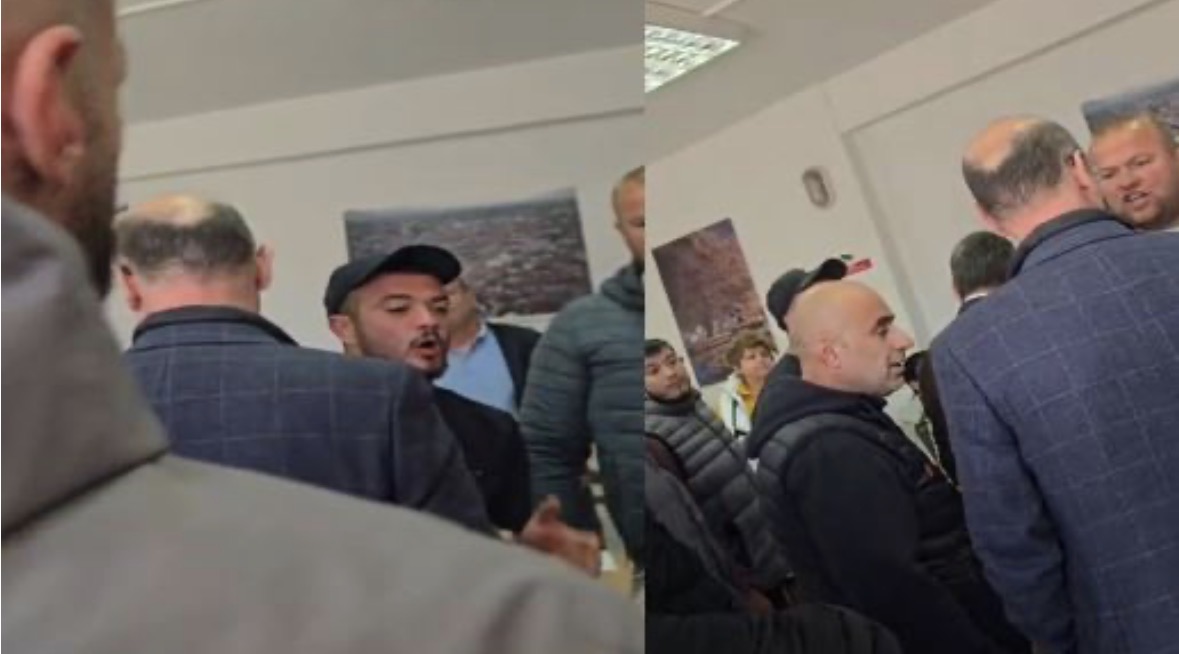 Tensione gjatë votimit për kryetarin e PD të Degës Korçë, anëtarët nuk gjejnë emrin në lista