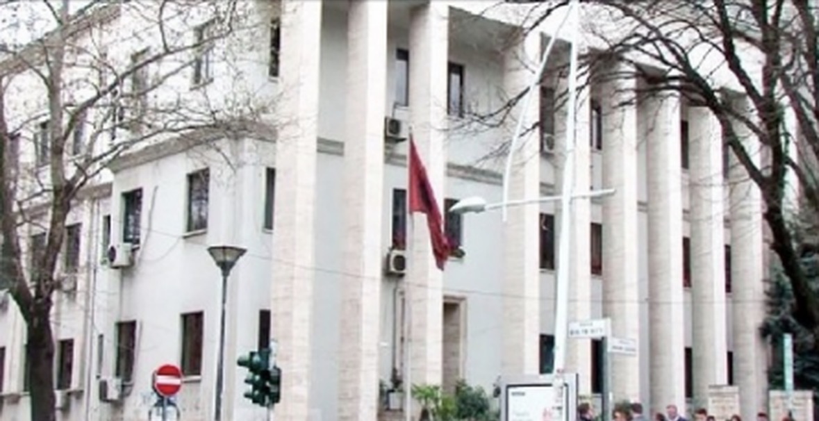KLGJ vendos rregulla të reja/ Lejohet përdorimin e kamerave në seanca 