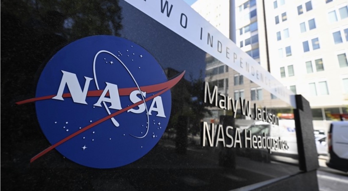 NASA publikon një regjistrim audio sekret të vitit 1965, astronautët raportuan për një objekt të paidentifikuar