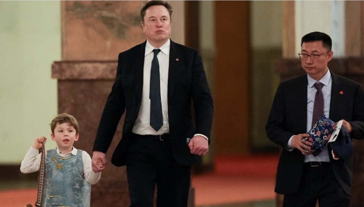 Djali 6-vjeçar i Elon Musk vjedh vëmendjen gjatë vizitës së Trump në Kinë