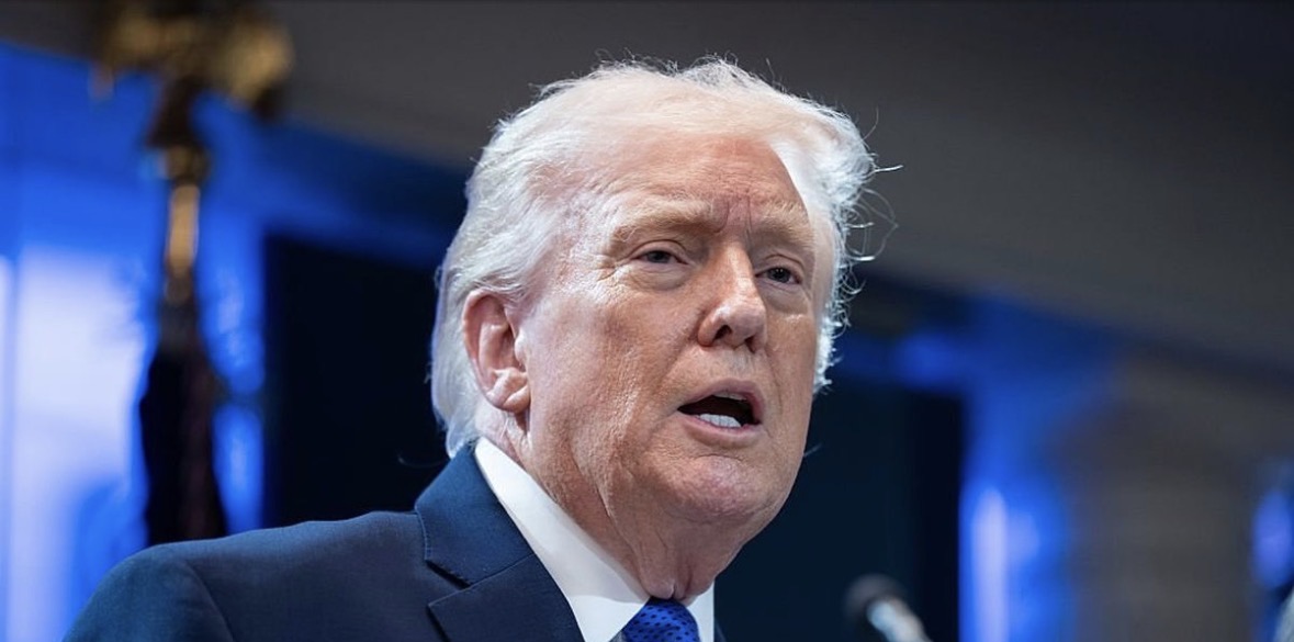 Trump pezullon sulmin e planifikuar ndaj Iranit 