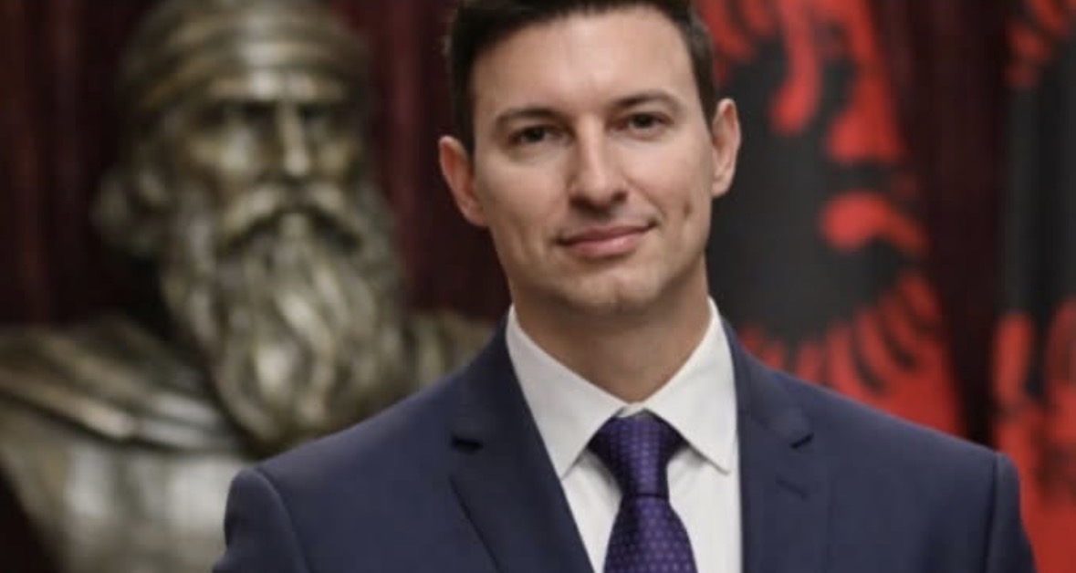 Ministria e Jashtme e Maqedonisë së Veriut i dorëzon demarsh verbal Ambasadës shqiptare