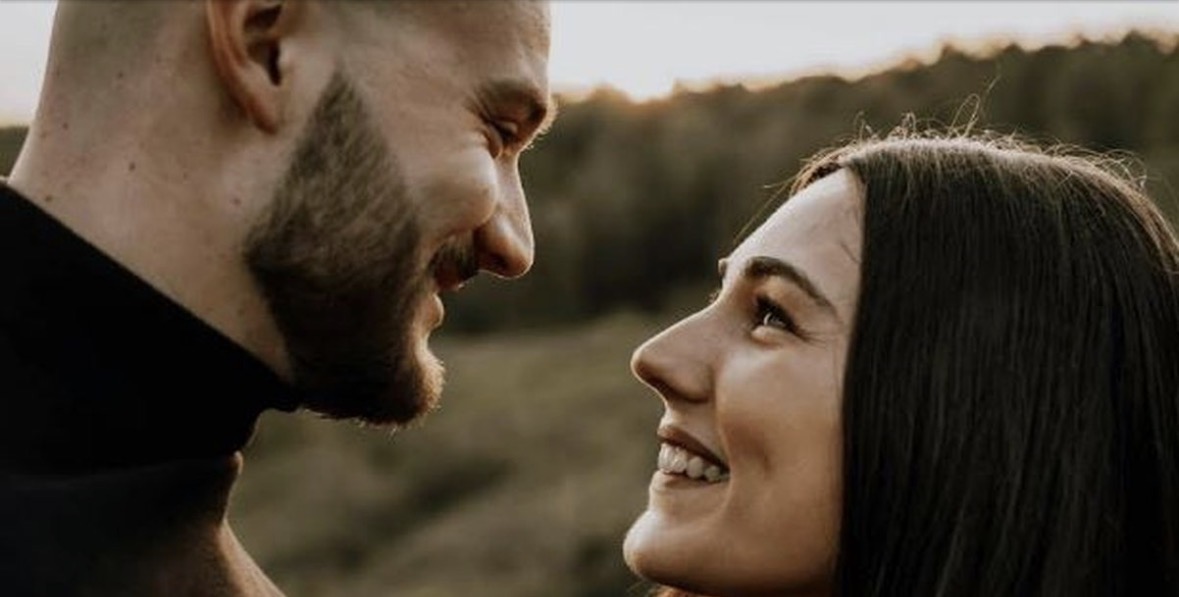 6 sjellje femërore që meshkujt i vlerësojnë më shumë se çdo gjë në një marrëdhënie 