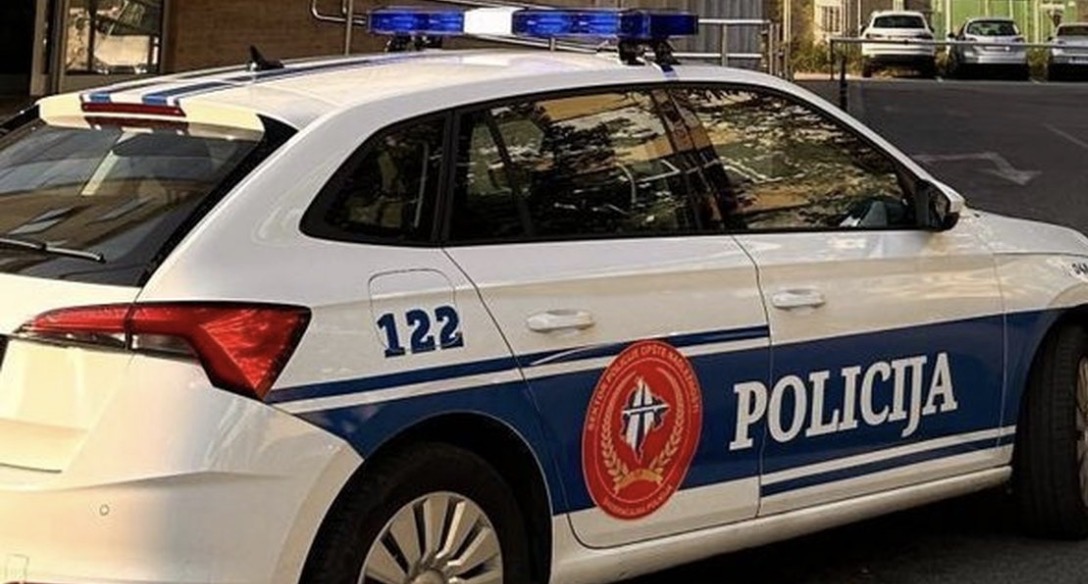E rëndë në Ulqin/ Kosovari vret bashkëjetuesen e tij dhe më pas i vë flakën shtëpisë 