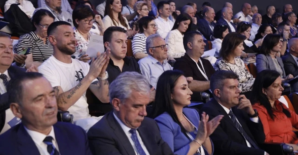 Nga Stresi te vajza e Nishanit, djali i Olldashit dhe Hajdarit, ja kush siguroi një vend si anëtar i Këshillit të PD