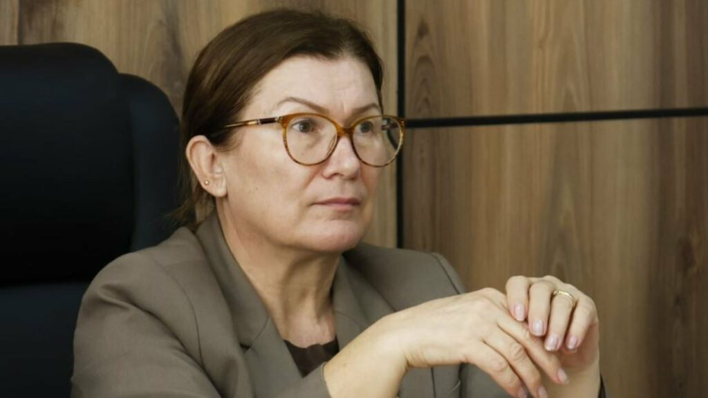 “Jam në një workshop jashtë vendit”, GJKKO shtyn seancën për kryebashkiaken e Roskovecit