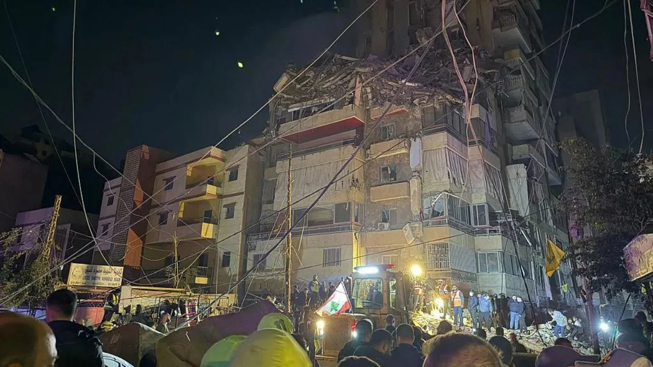 Izraeli godet Bejrutin për herë të parë pas armëpushimit me Hezbollahun, në shënjestër ishte një komandat i lartë
