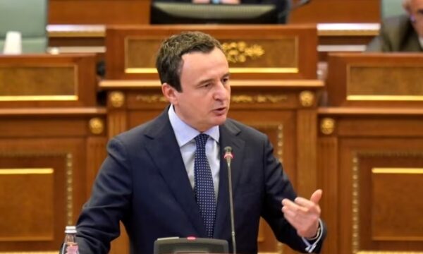 Vetëvendosja nominon Kurtin për kryeministër, partitë drejt finalizimit të listave të kandidatëve