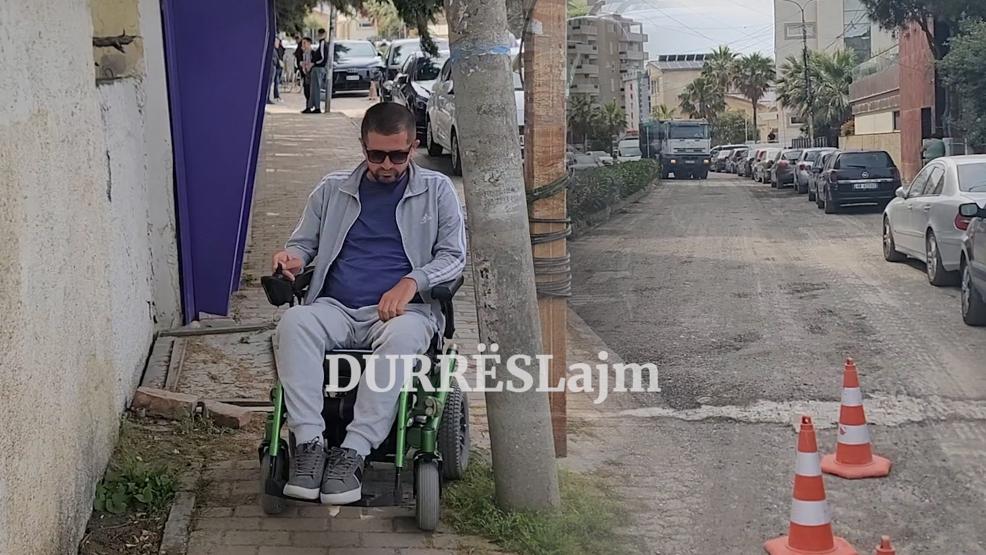 Trotuaret e rrugës së Currilave, problem për personat me aftësi të kufizuara, Bala: