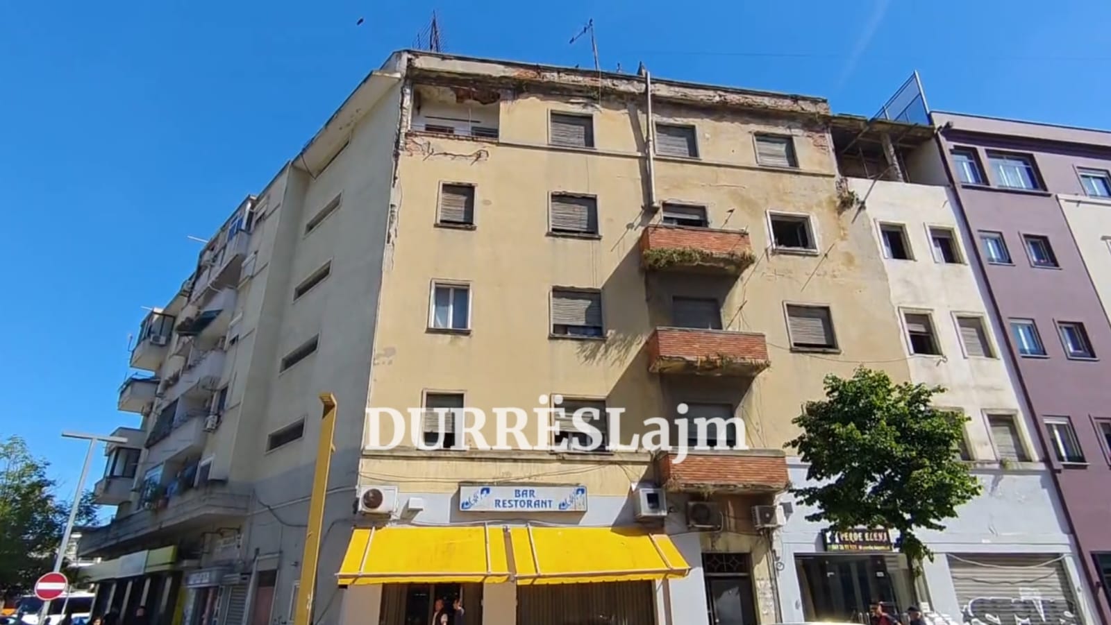 Bien copa suvaje nga një pallat në Durrës, detajet (VIDEO)