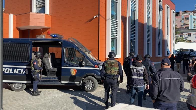 Operacion antidrogë! Gjykata lëshon 20 urdhërkontrolle banesash e disa masa ndalimi
