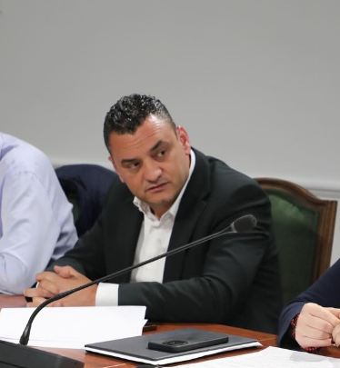 “Durrësi sot është në zi”, Ani Dyrmishi reagon për aksidentin tragjik: Drejtësia duhet të veprojë pa mëshirë!