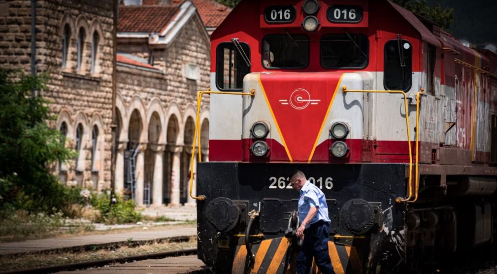Autoritetet e Kosovës marrin nën kontroll infrastrukturën hekurudhore në veri