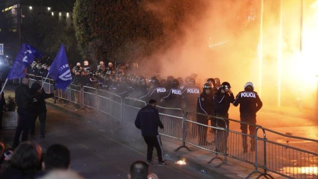Sot protesta e PD-së, ja masat e marra nga Policia: Leja vetëm në Bulevard!