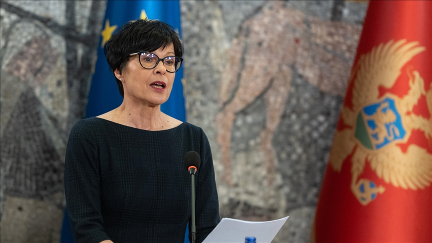 Marta Kos: Bashkimi Europian pezullon fondet për Serbinë