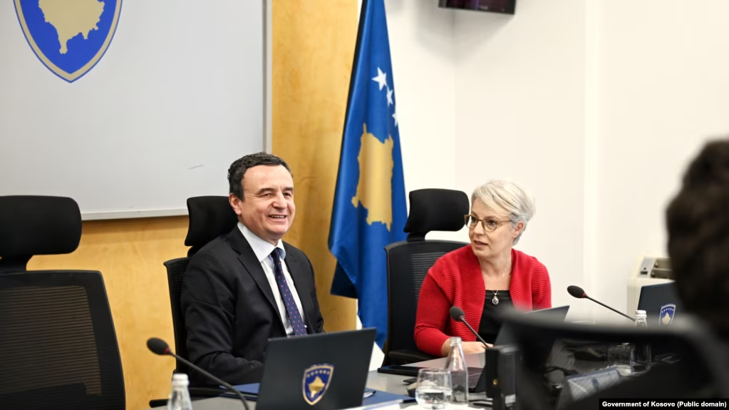 Kush e kontrollon përdorimin e parasë publike në Kosovë në kohë zgjedhjesh?