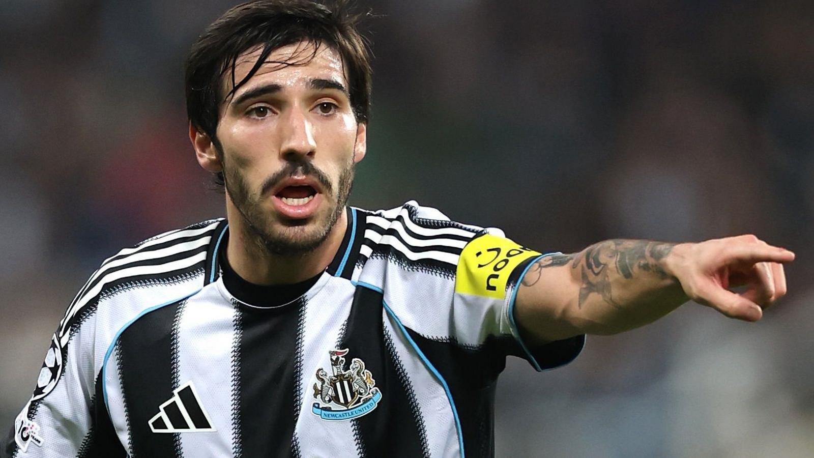 Newcastle nxjerr në shitje mesfushorin Tonali dhe kërkon të paktën 100 milionë euro