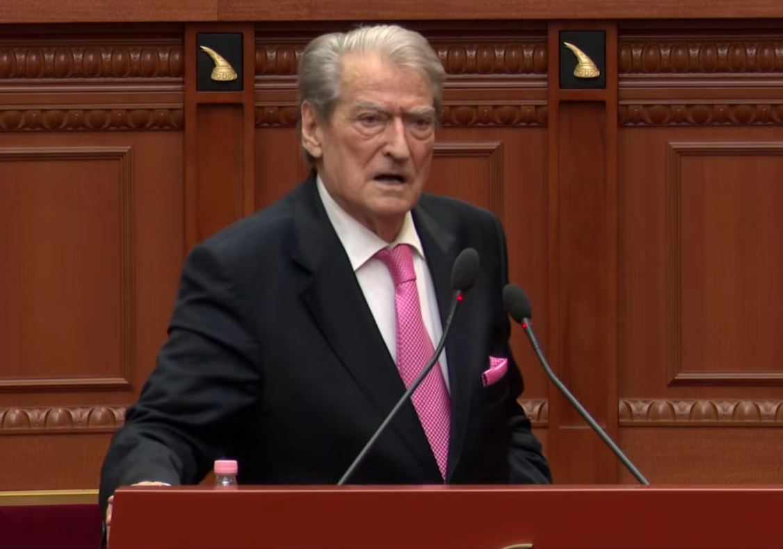 “Rama nuk vjen në interpelancë se ka frikë dhe tmerr”- Berisha: Europa e di që po mbron veten dhe Lubinë prej vjedhjeve!