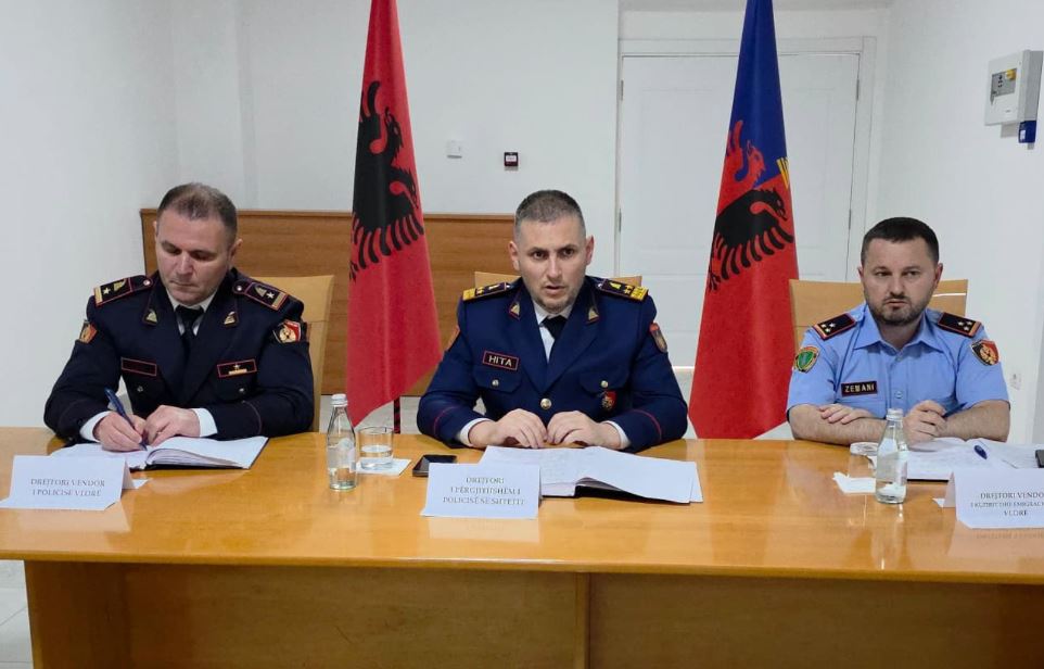 “Shkrirja” e Komisariatit, Skënder Hita paralajmëron vartësit: Kush mban lidhje me krimin do përballet me drejtësinë