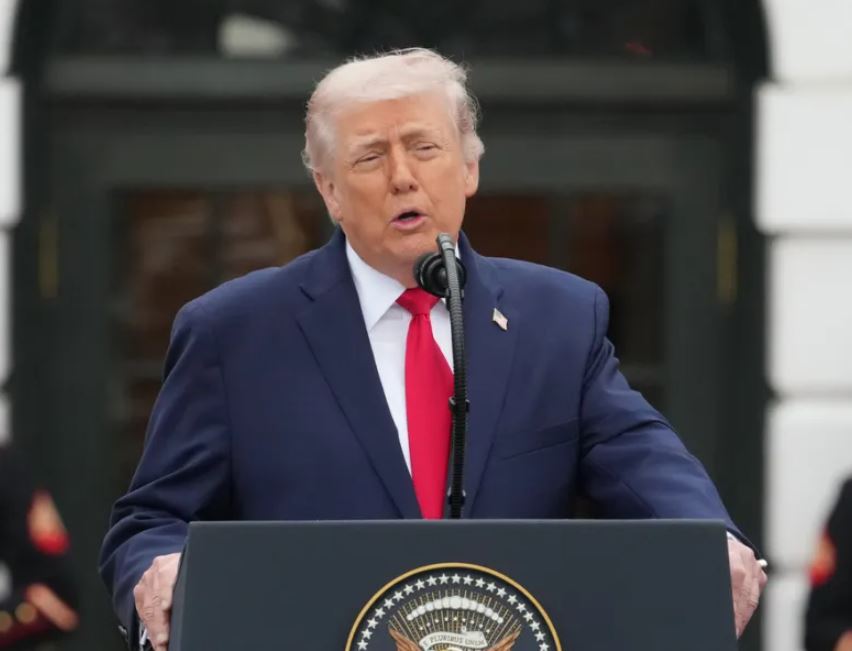 Trump: Optimist për një marrëveshje para udhëtimit në Kinë javën tjetër! Nëse jo, do të ketë bombardime