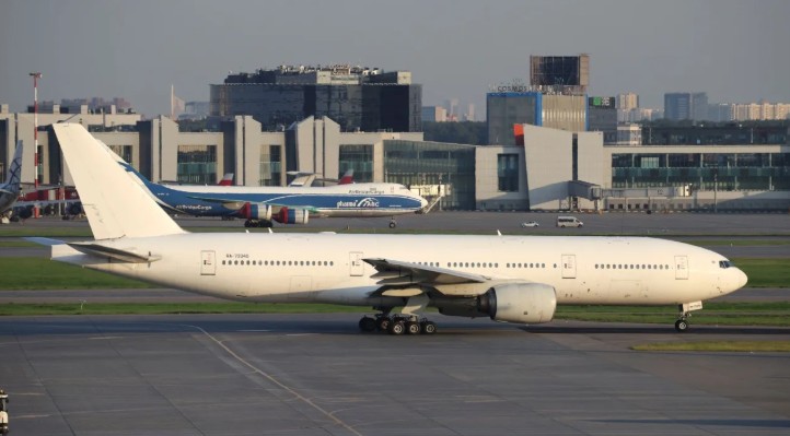 Ukraina shënjestron sërish me dronë Rusinë, 4 aeroporte u mbyllën përkohësisht