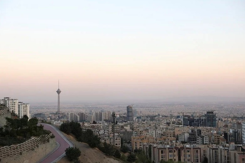 Reuters: Marrëveshja SHBA-Iran përfshin një fond prej 300 miliardë dollarësh për të nxitur investimet, më shumë se gjysma është siguruar