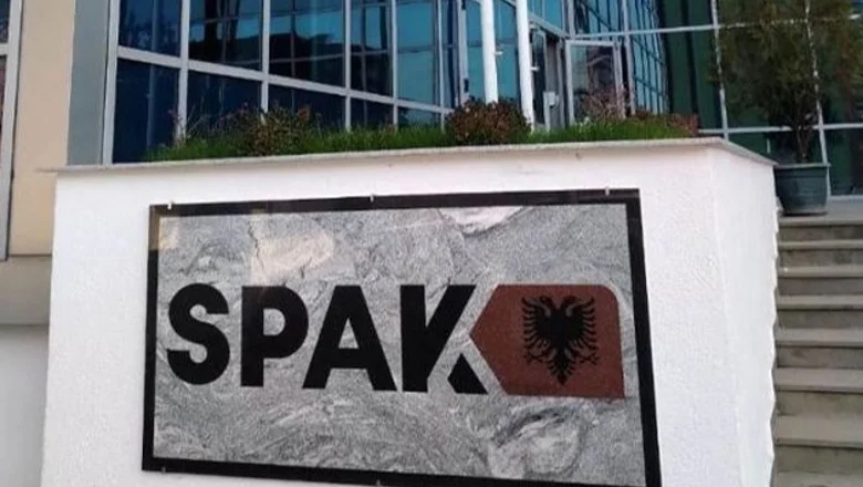Operacioni i SPAK dhe policisë ndaj grupit të strukturuar kriminal/ U zbuluan nga Sky ECC, disa të dyshuar pjesë e dosjes ‘Toyota Yaris’