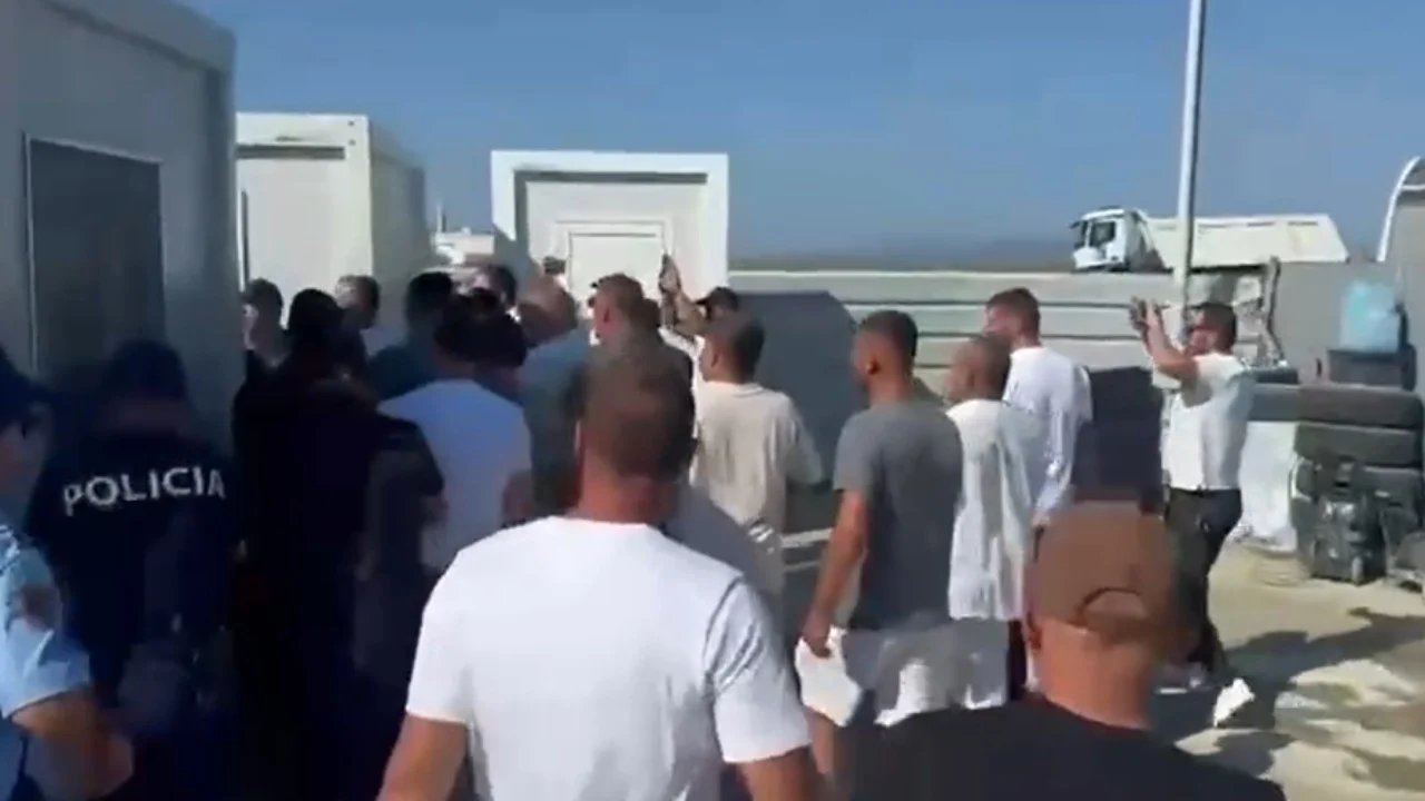Sërish tensione në aeroportin e Vlorës! Përplasje mes palëve, punimet rifillojnë pas vendimit të Gjykatës së Lartë