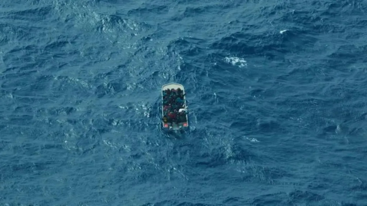 Përmbyset një anijeje pranë Maltës, humbin jetën 10 emigrantë që vinin nga Libia, shpëtohen dhjetëra të tjerë