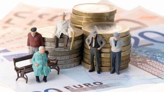 Qeveria miraton vendimin, pensionet indeksohen me 2.7%/ Ministrja e Ekonimisë: Nga korriku, përfitojnë 900 mijë pensionistë