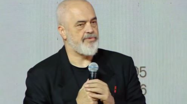 “Të presim disa pemë këtu e të mbjellim të tjera atje”/ Rama mesazh për Zvërnecin: Ruajtja e natyrës s’do të thotë ndalim i zhvillimit