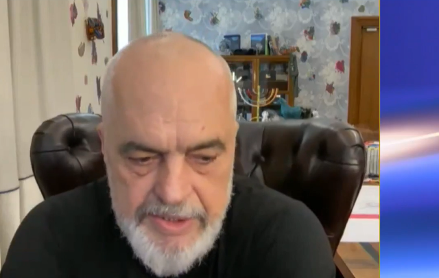 “Rama në burg, Berisha në burg”/ Kryeministri: Koha e linçimeve me turma ka vdekur njëherë e mirë