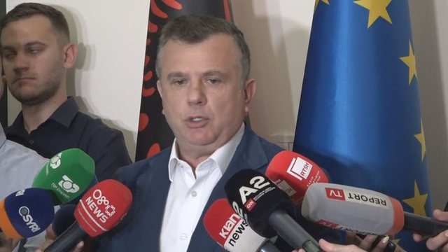 Akuzoi heroin Tahir Sinani si mercenar, Balla paralajmëron deklaratë të Organizatës së Veteranëve të UÇK-së: Do flasë sot