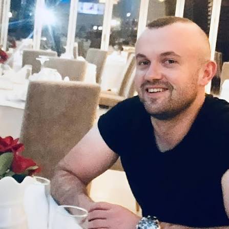 U plagos nga Violand Braçellari gjatë operacionit në Korçë/ Si është gjendja shëndetësore e policit Edison Adri