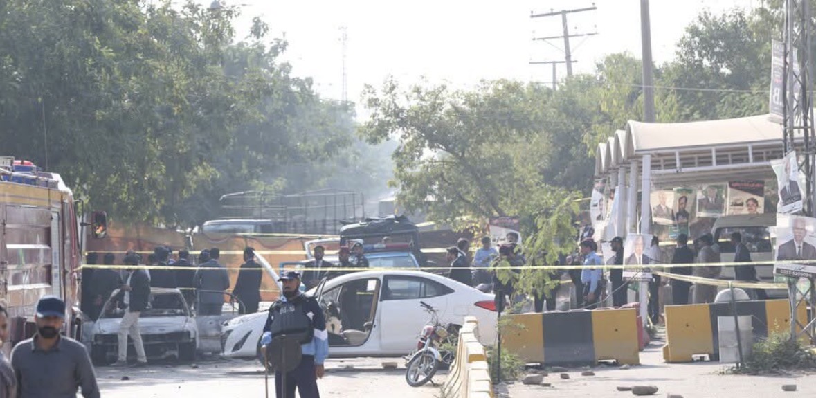 Dy bomba shpërthejnë në Pakistanin Veriperëndimor, mbeten 7 të vrarë